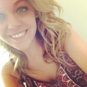 Meet your Posher, Tayla